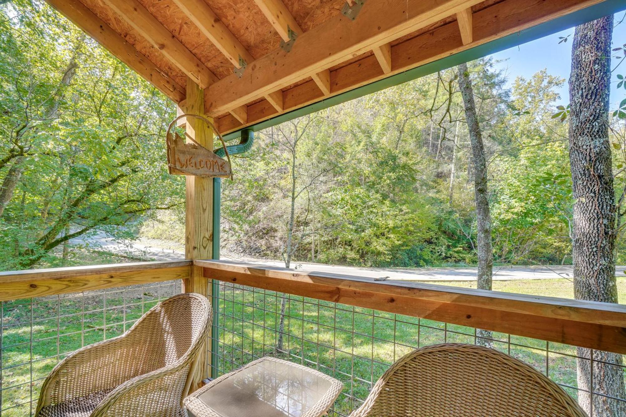 Just Fur Relaxin Sevierville Cabin With Hot Tub! Exterior foto